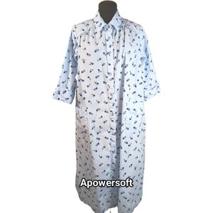 “Vintage 1960s–1970s blue housecoat / hostess robe”